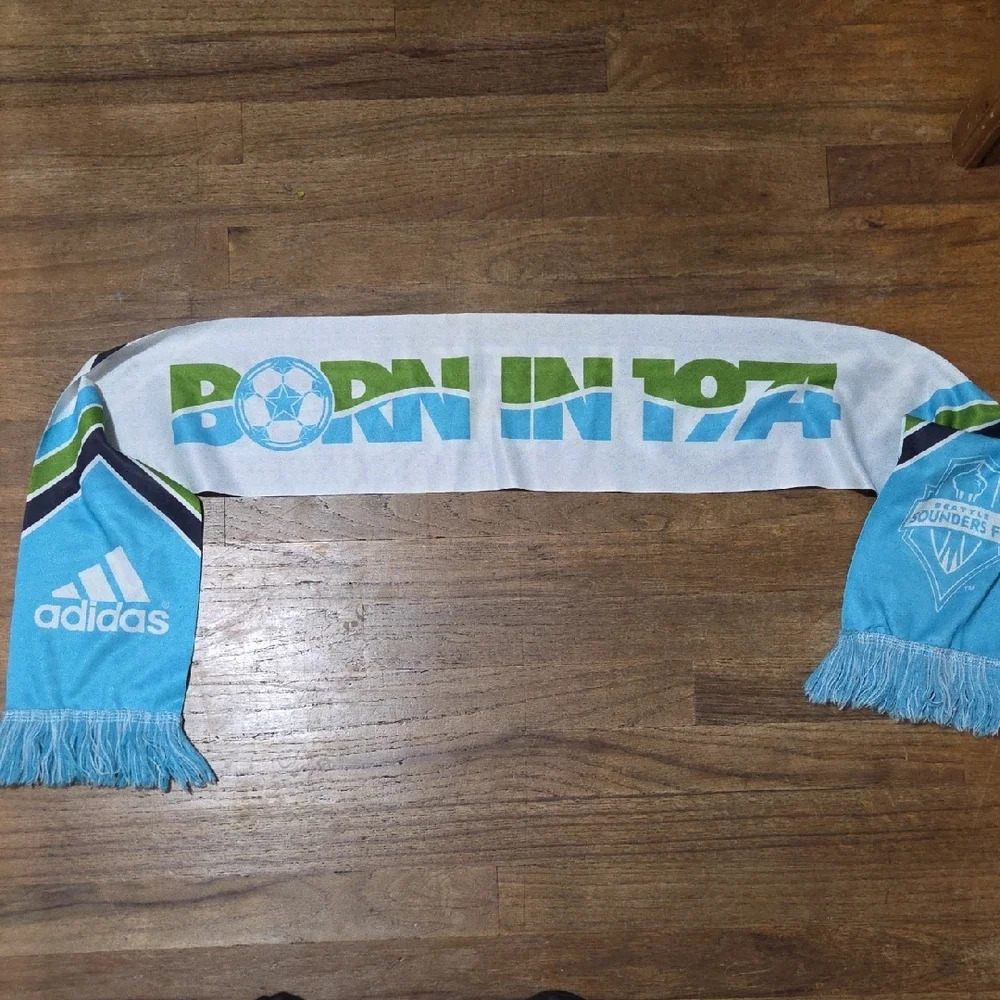 🔵3/$13 Unisex-Seattle Sounders FC Scarf